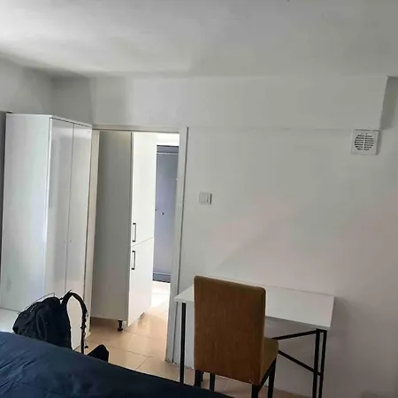 Terrace Flat In Center Istanbul